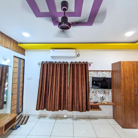 Samrat Homestay Garudeshwar Exteriér fotografie